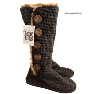Y2K “Muk Luks” New with Tags Brown Knit Button-up Faux Fur Lined Suede Boots